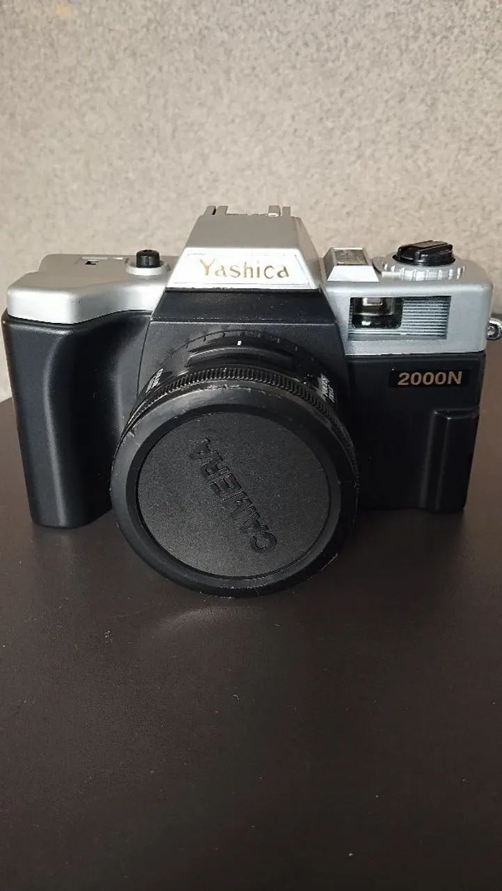 Câmera Yashica
