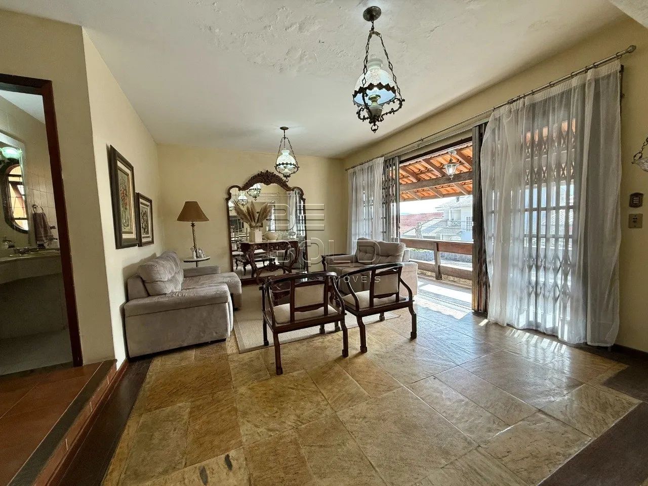 Casa com 5 dormitórios no Abraão - Foto 2
