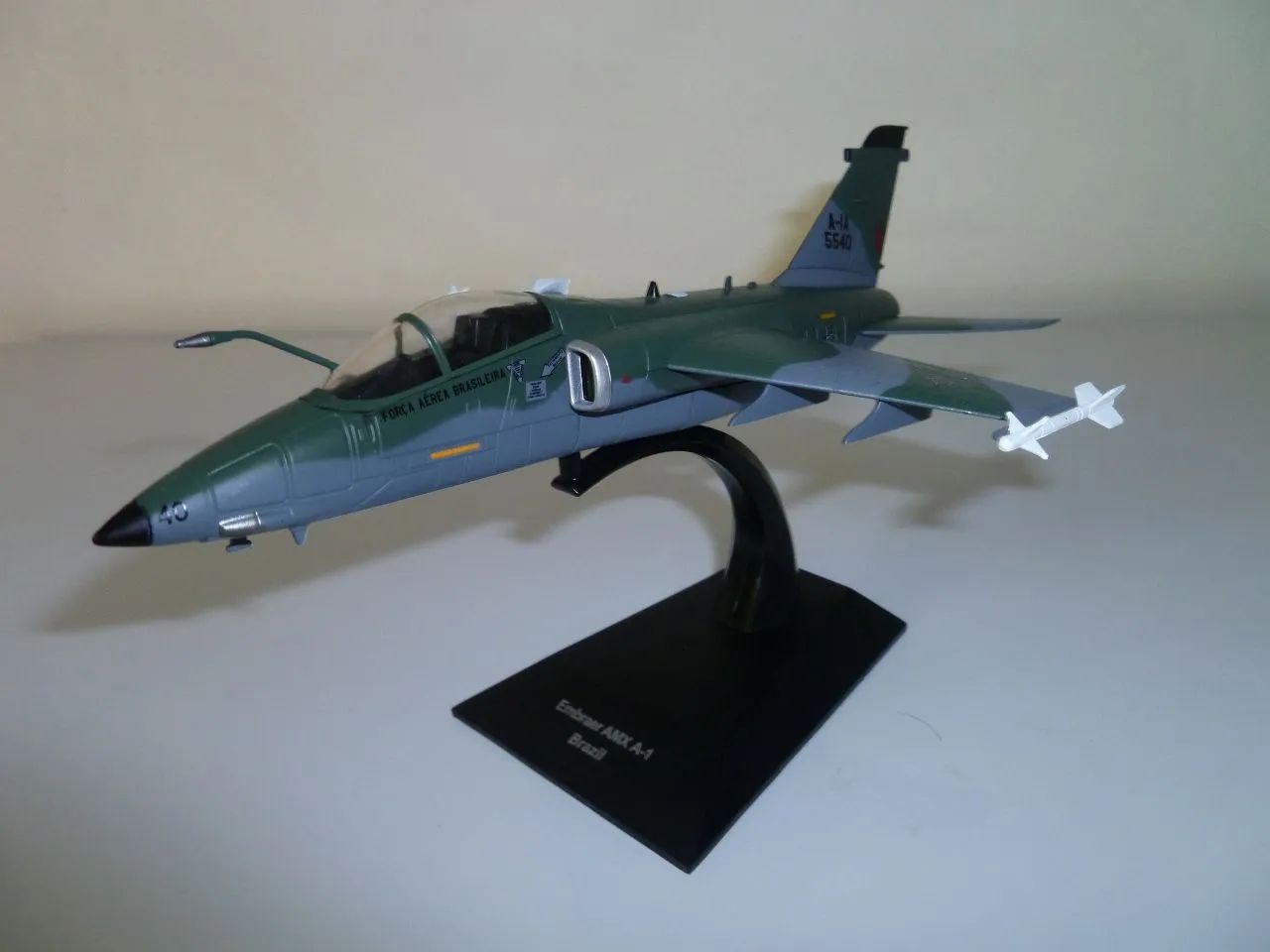 Miniatura avião de combate Amx A1 FAB  - Foto 2