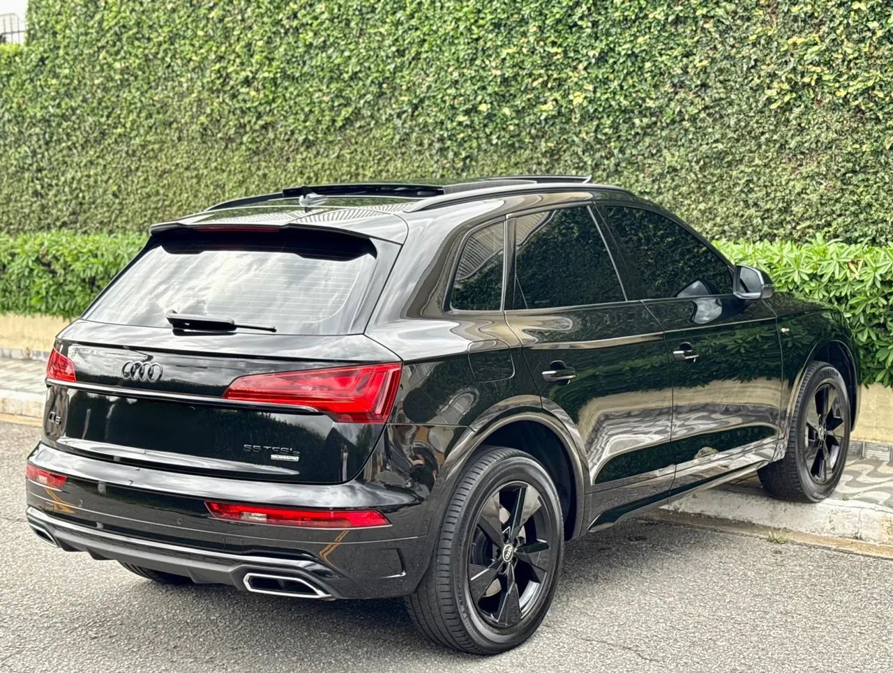 Audi Q5 Perf. Black 2.0 TFSIe S.tr. QT (hib.) 2024
