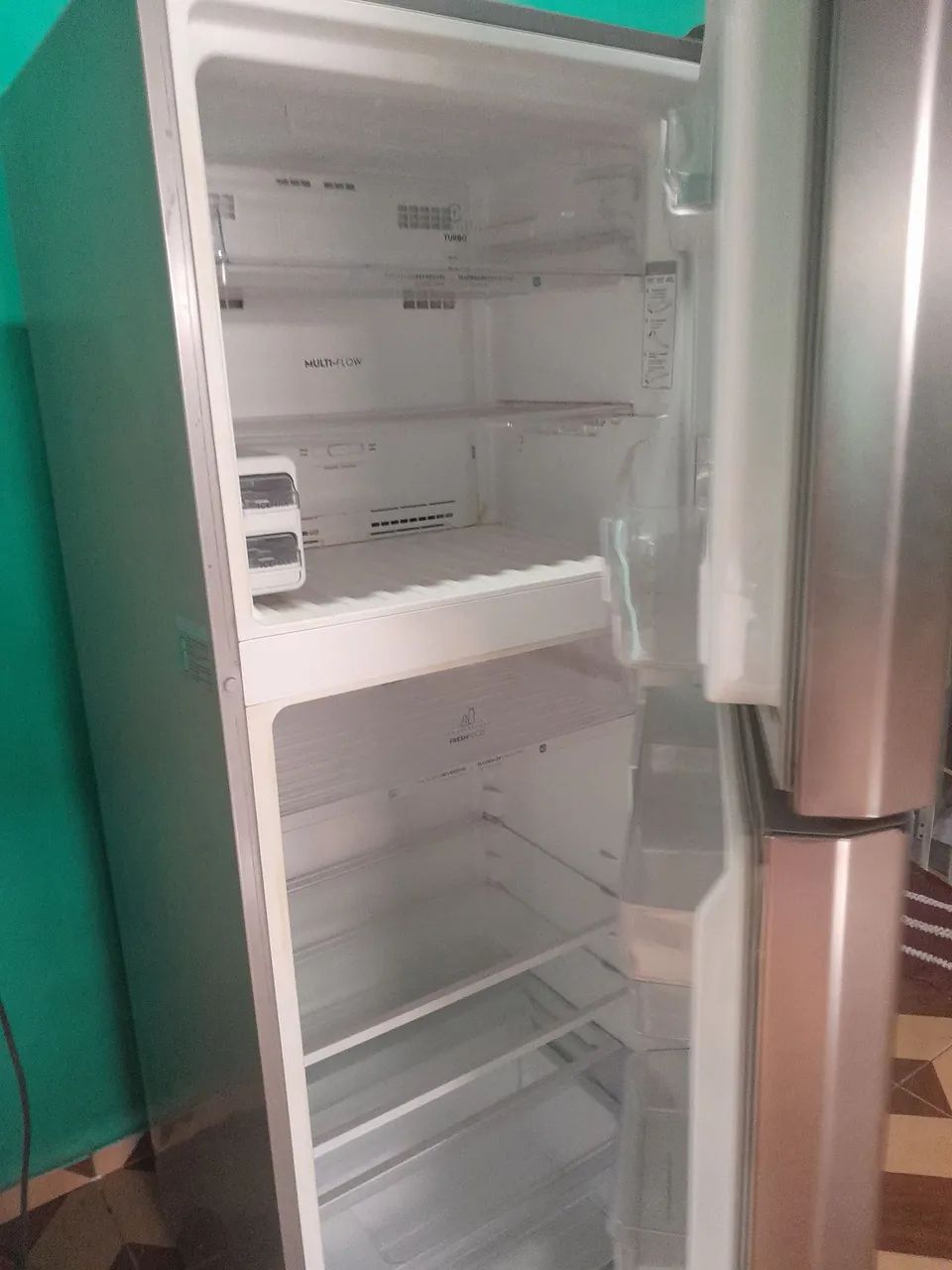 Vende- Se com defeito pro comprador arrumar  - Foto 2