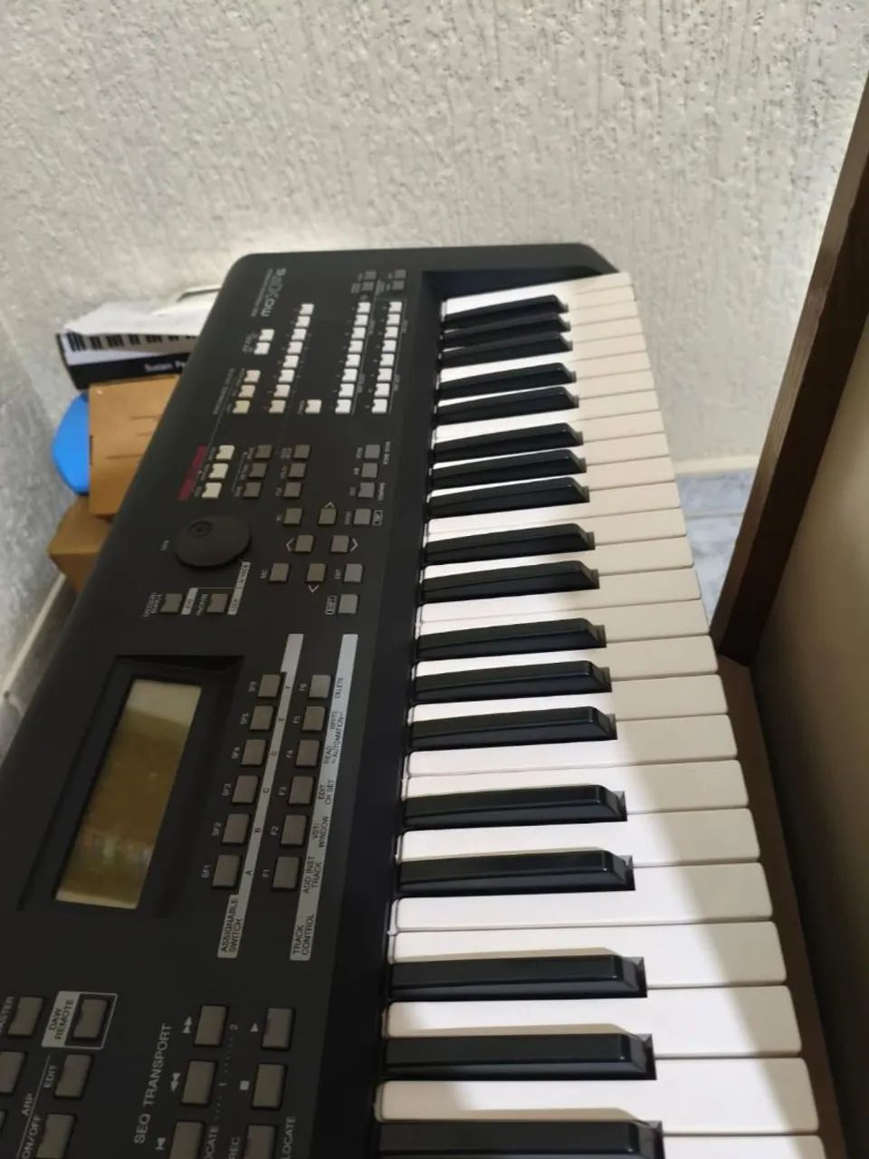 YAMAHA MOXF6 IMPECÁVEL  - Foto 3