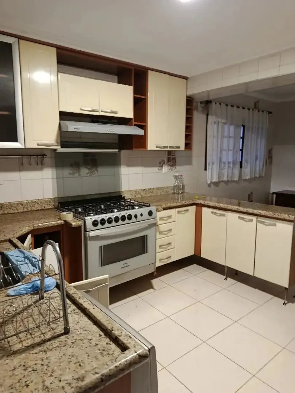 Vendo este imóvel na Petrópolis com 3 quartos! Pronta para morar  - Foto 4