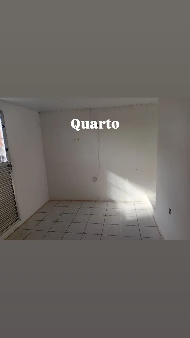 Kitnet / casa em vila 