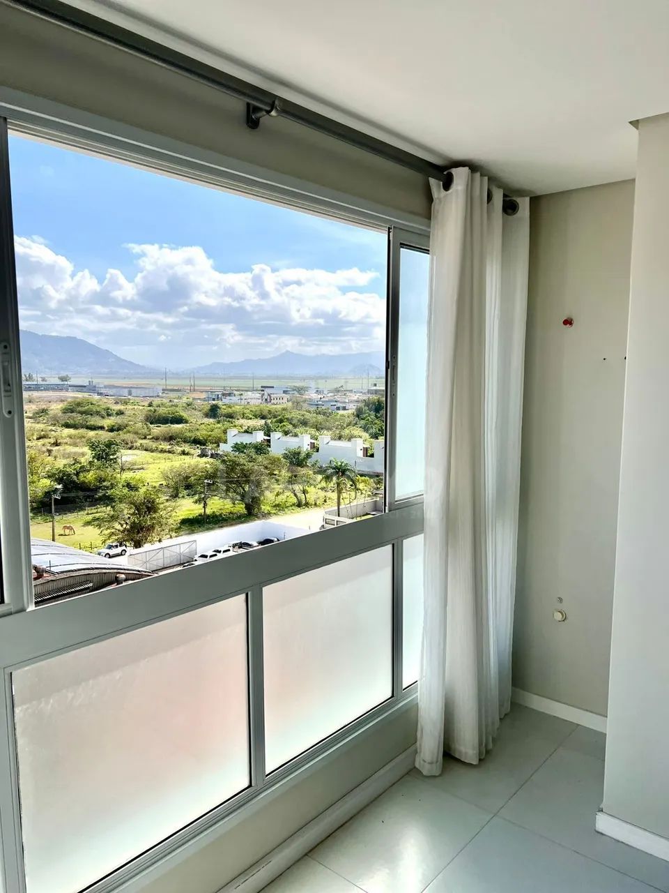 Apartamento 2 Dormitórios na Torre Milão - Centro, Tubarão - Foto 2