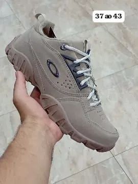 Oakley Modoc Low 2 - Foto 3