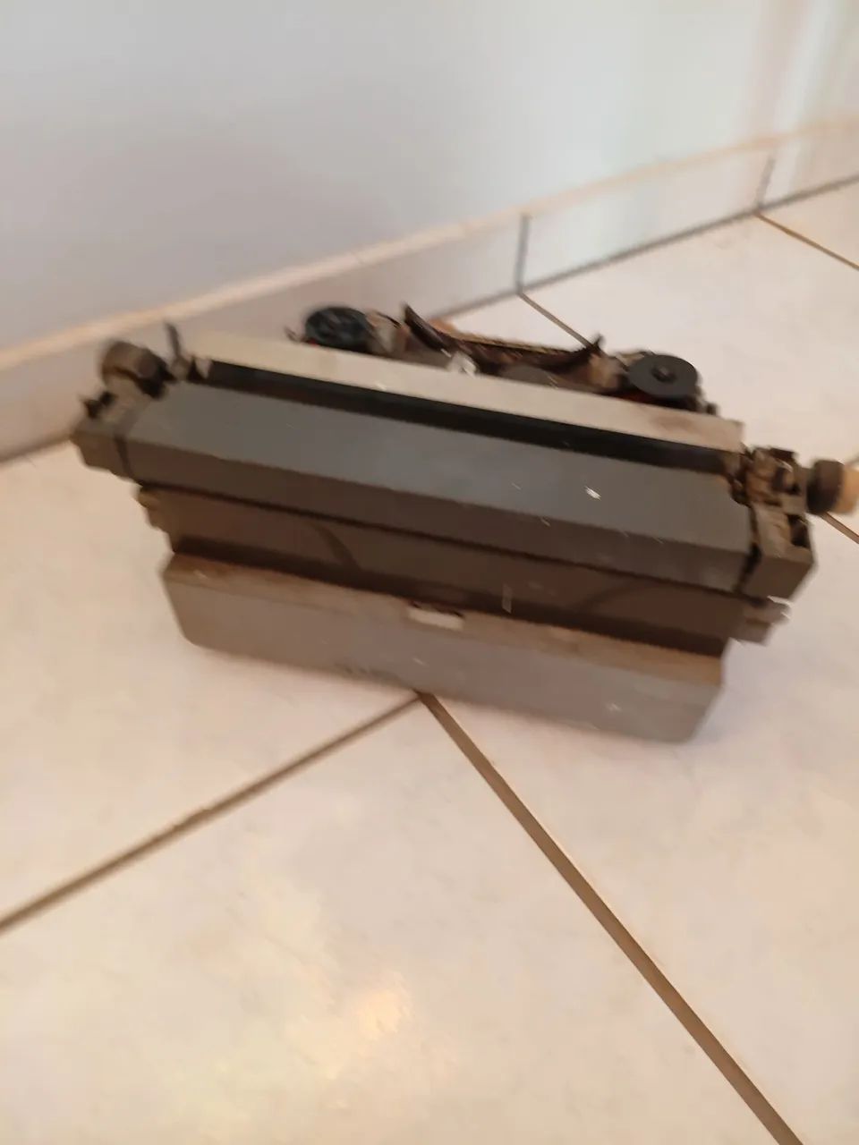 Máquina de escrever antiga  - Foto 2