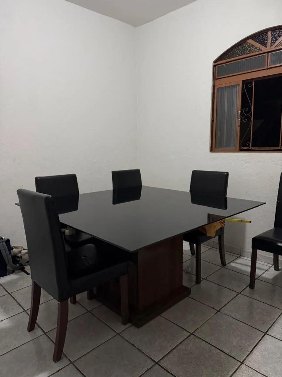 Mesa de jantar quadrada 6 cadeiras - Foto 2