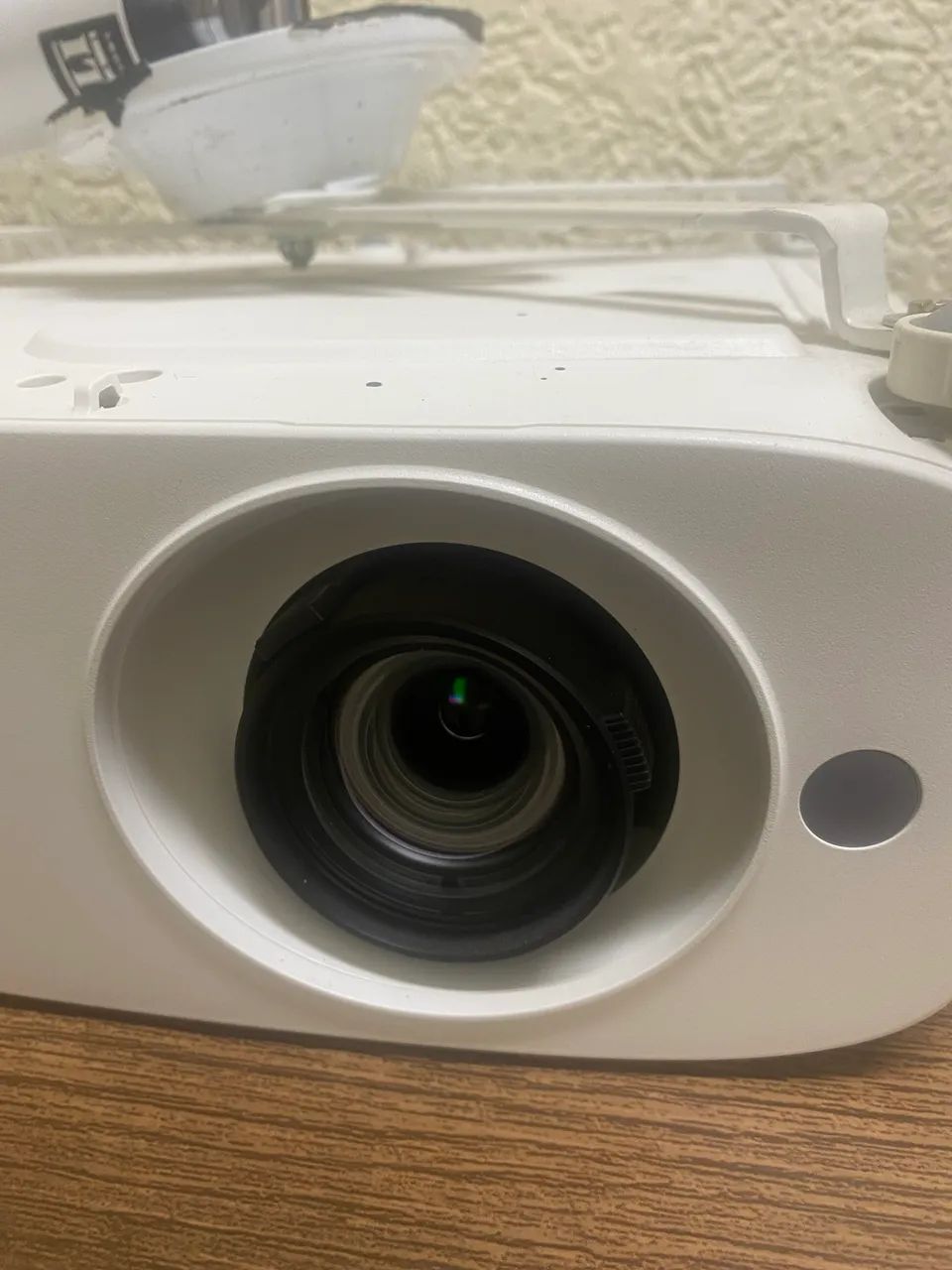 Projetor Panasonic 5000 Lúmens