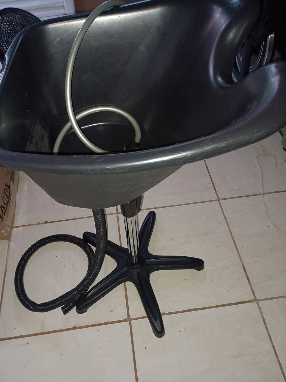 Lavatório de cabeleireira - Foto 2