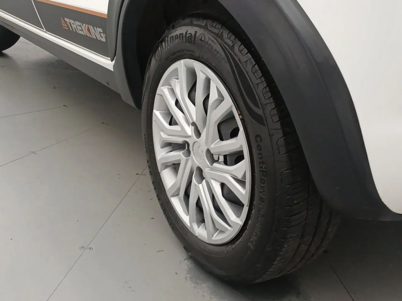 Fiat Mobi TREKKING 1.0 Flex 5p., foto 12 de 18