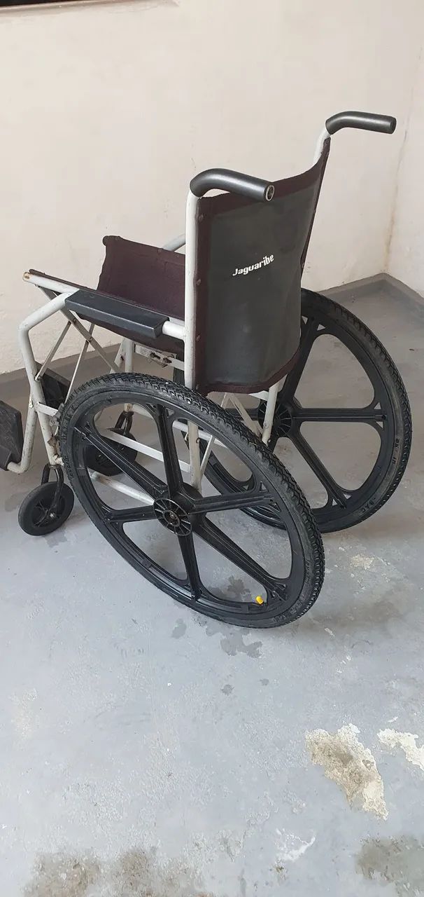 Cadeira de rodas nunca usada - Foto 3