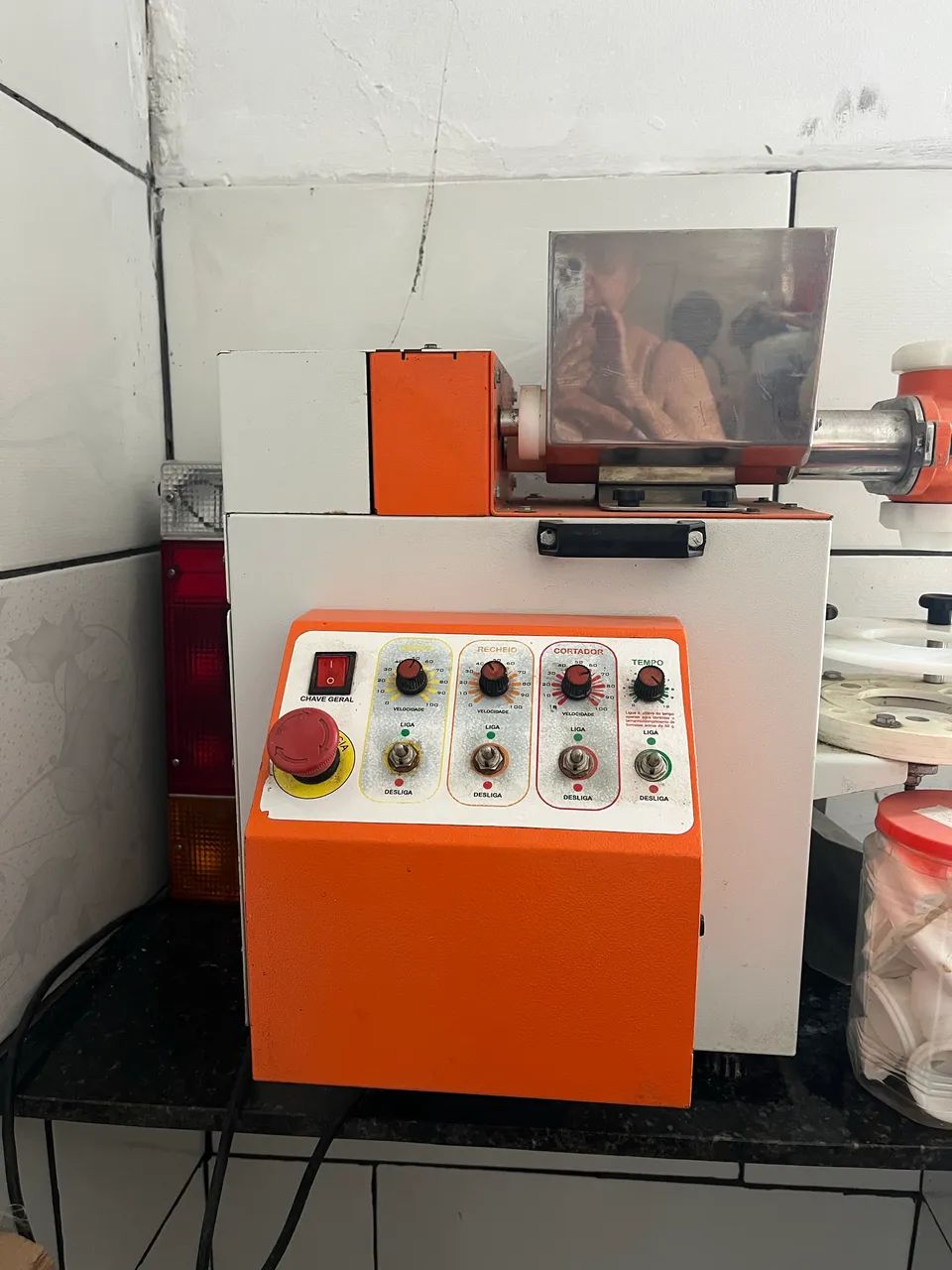 Vendo maquina de salgados usada da compacta print