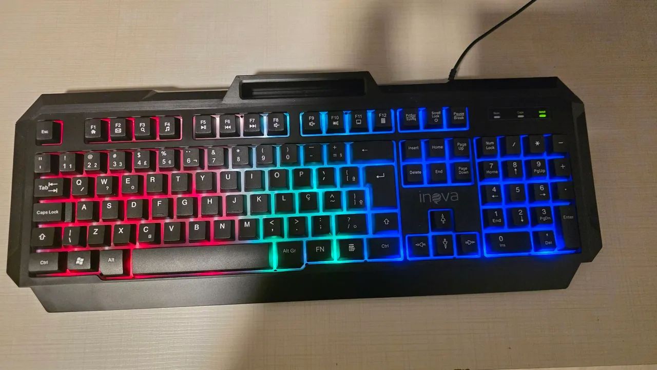 Teclado inova USB LED para jogos