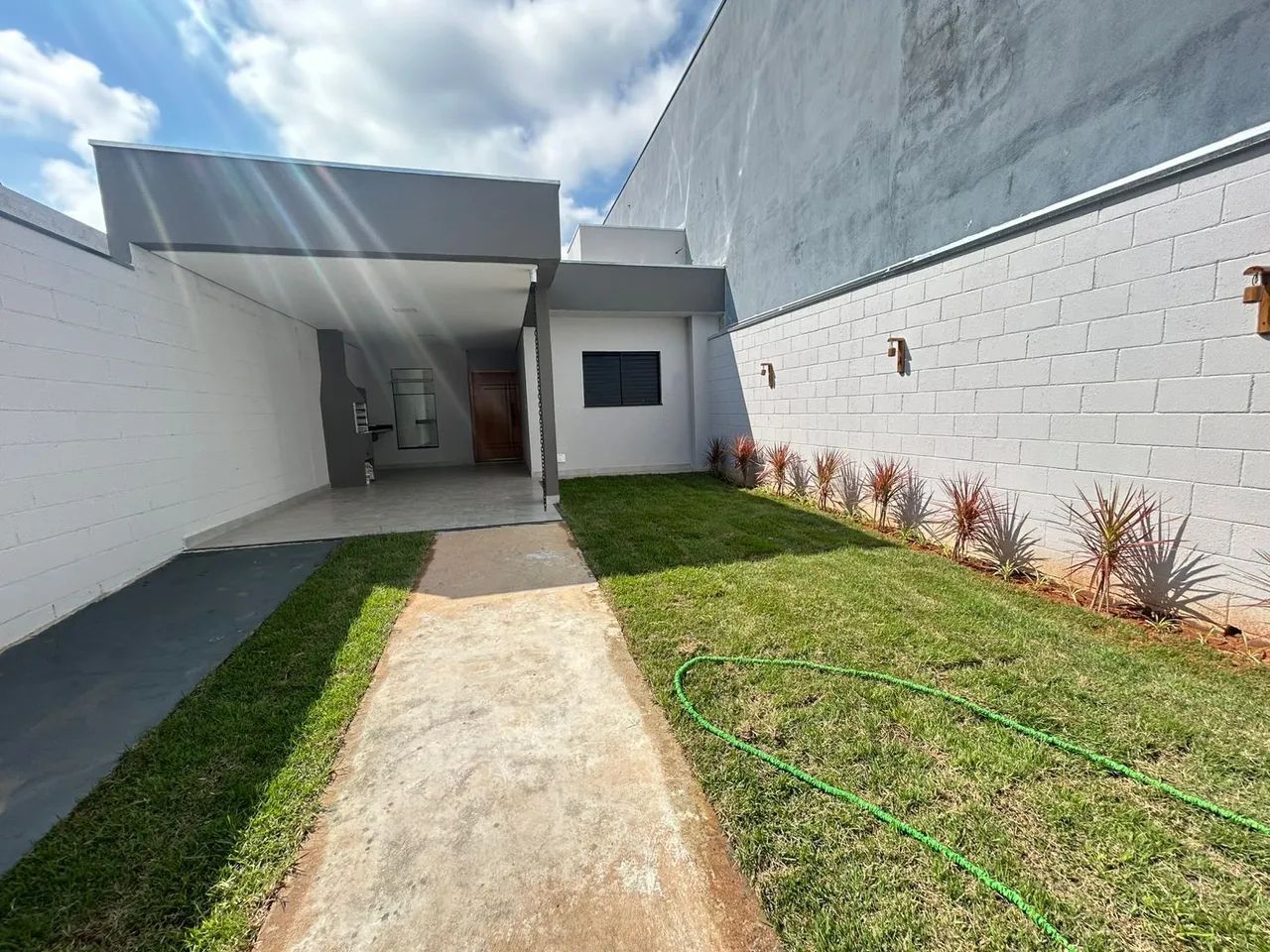 Casa Nova e Moderna, 3 Dorms 1 suite, confira - Foto 2
