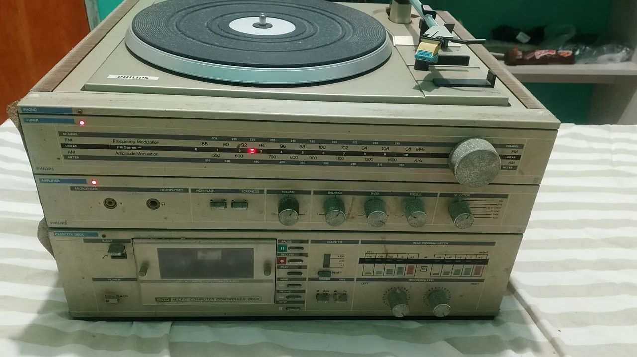 Som Modular Philips Vintage com Toca-Discos e Tape Deck - Foto 4
