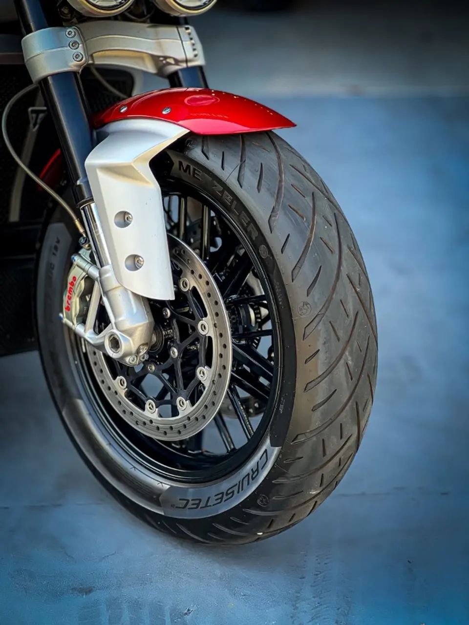 TRIUMPH ROCKET 3 R - Foto 3