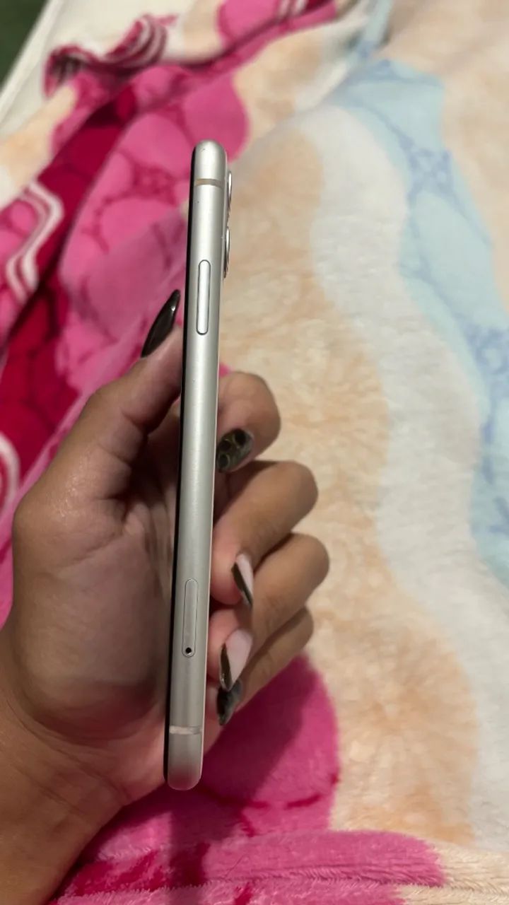 iPhone 11  - Foto 5
