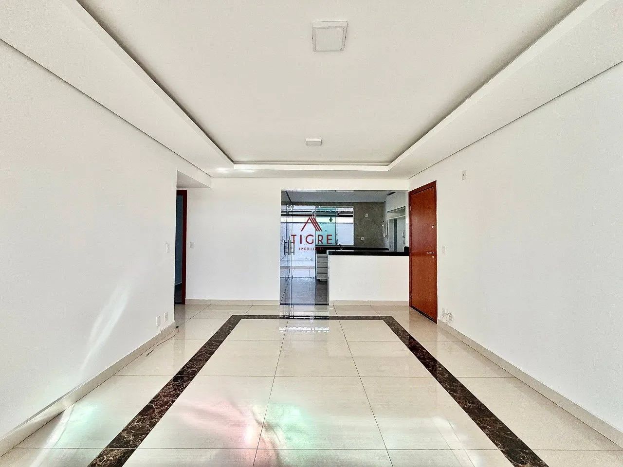 Apartamento com 3 Quartos à Venda, 170m² - Foto 2