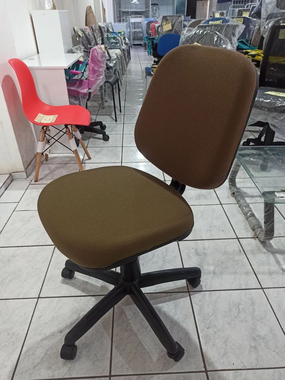 Cadeira diretor promoção  - Foto 5