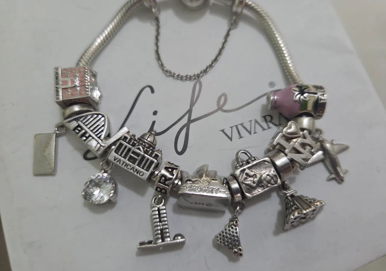 Pulseira vivara fecho coracao 18 cm com berloques  - Foto 2