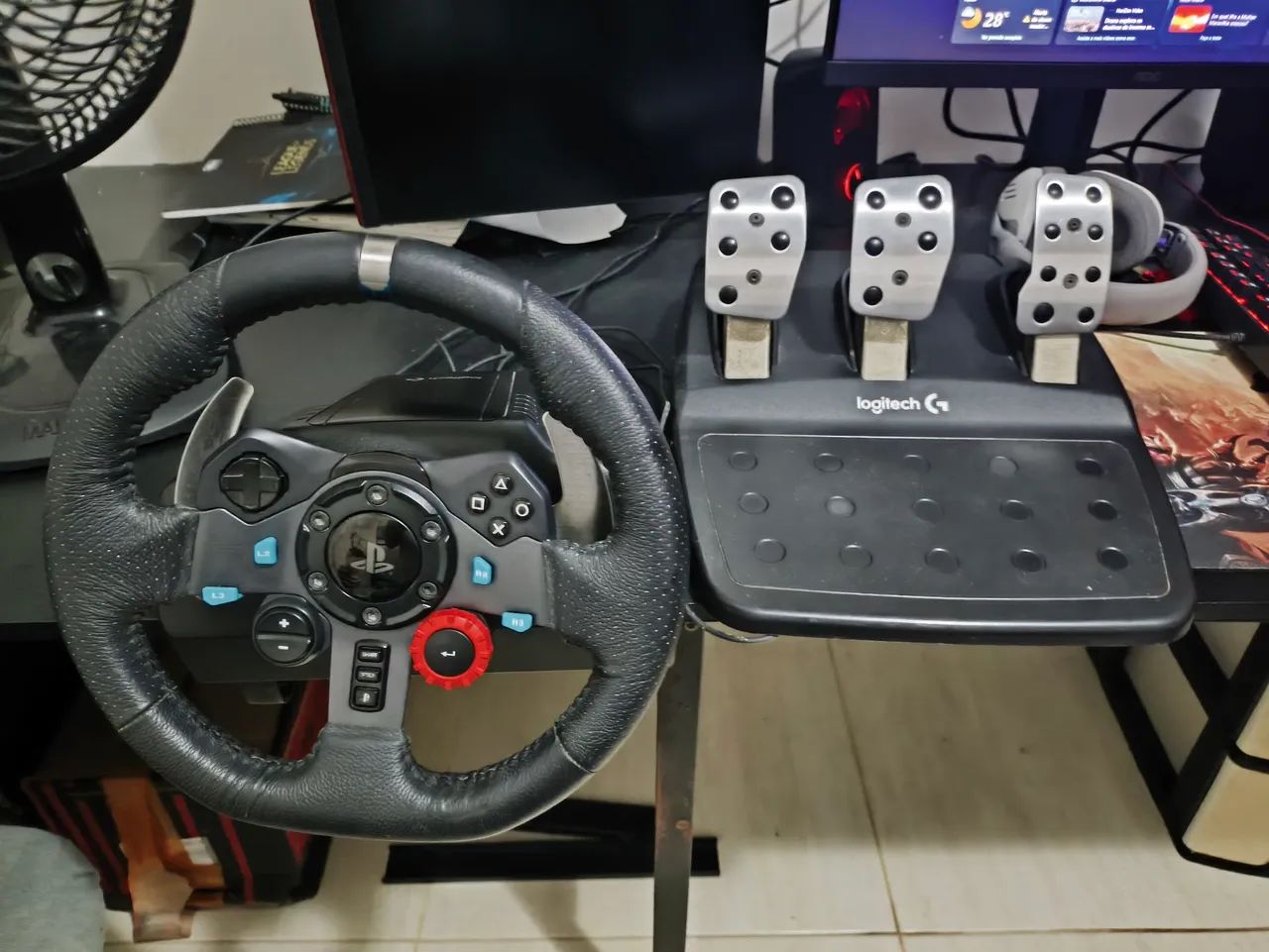 Volante G29 Logitech para PS4, PS5 e PC