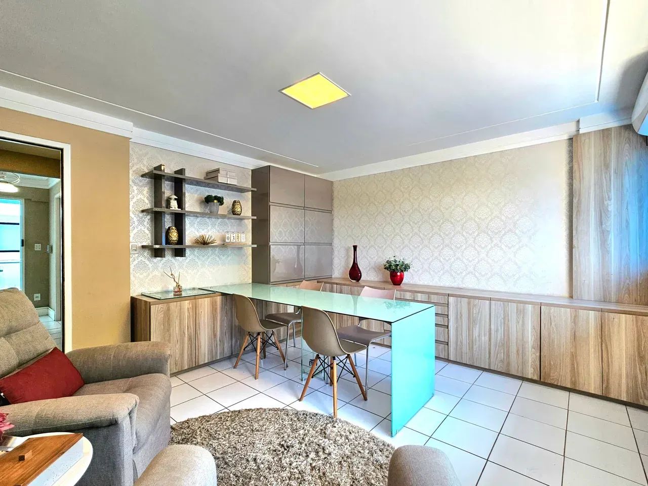 Linda sala mobiliada c/ 32 m² no Ed. Blue Tower Center em Lagoa Nova - Foto 4