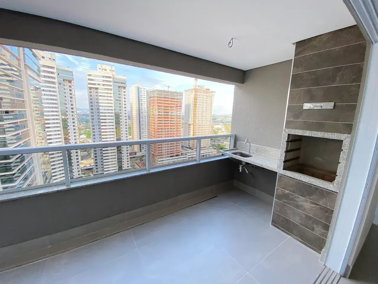 Vendo Excelente apartamento no Noronha