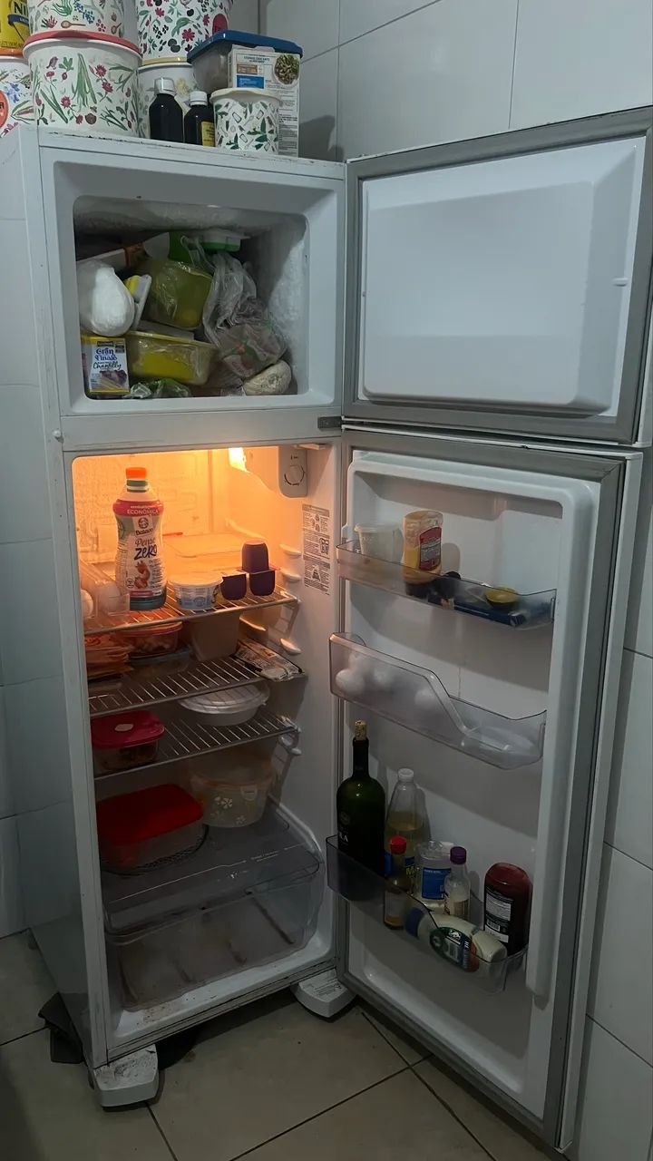 Geladeira Eletrolux  - Foto 2