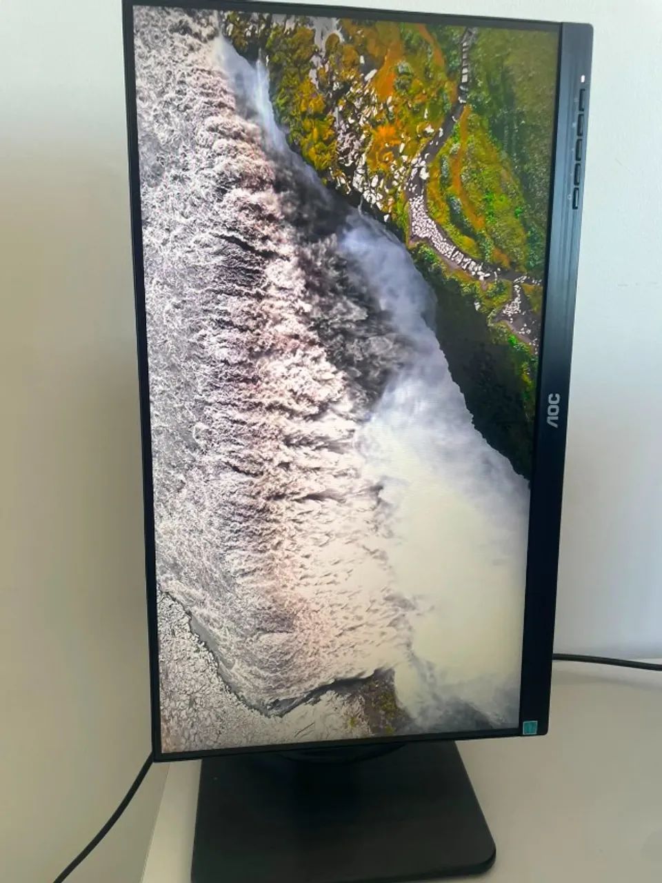 Monitor Aoc 21,5 Full Hd Pivot  - Foto 2