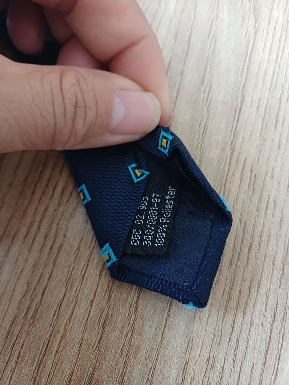Gravata MR.Tie azul marinho com pontos azul claro. - Foto 4
