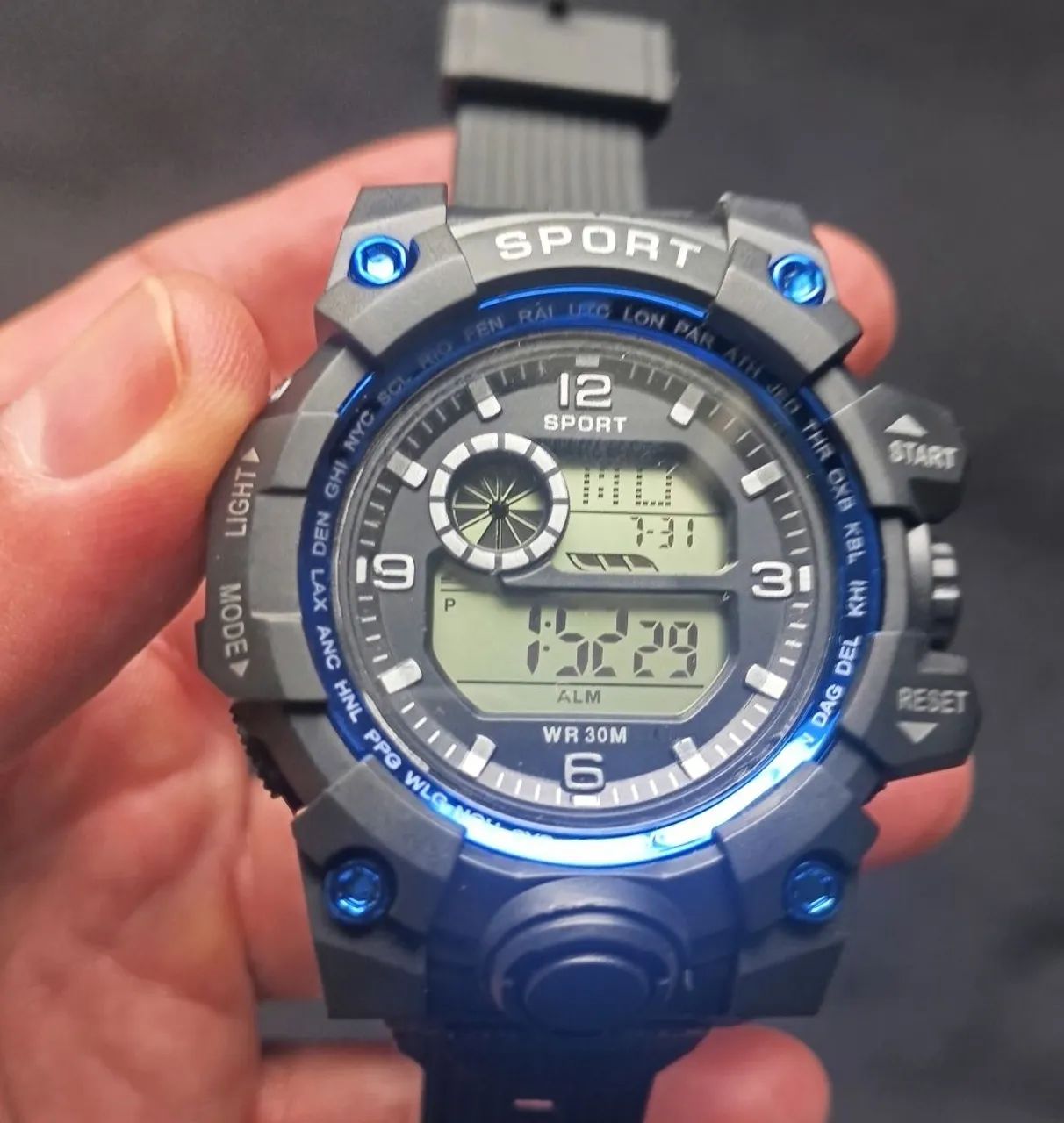 Relógio Digital Masculino com Detalhe Azul  - Foto 3