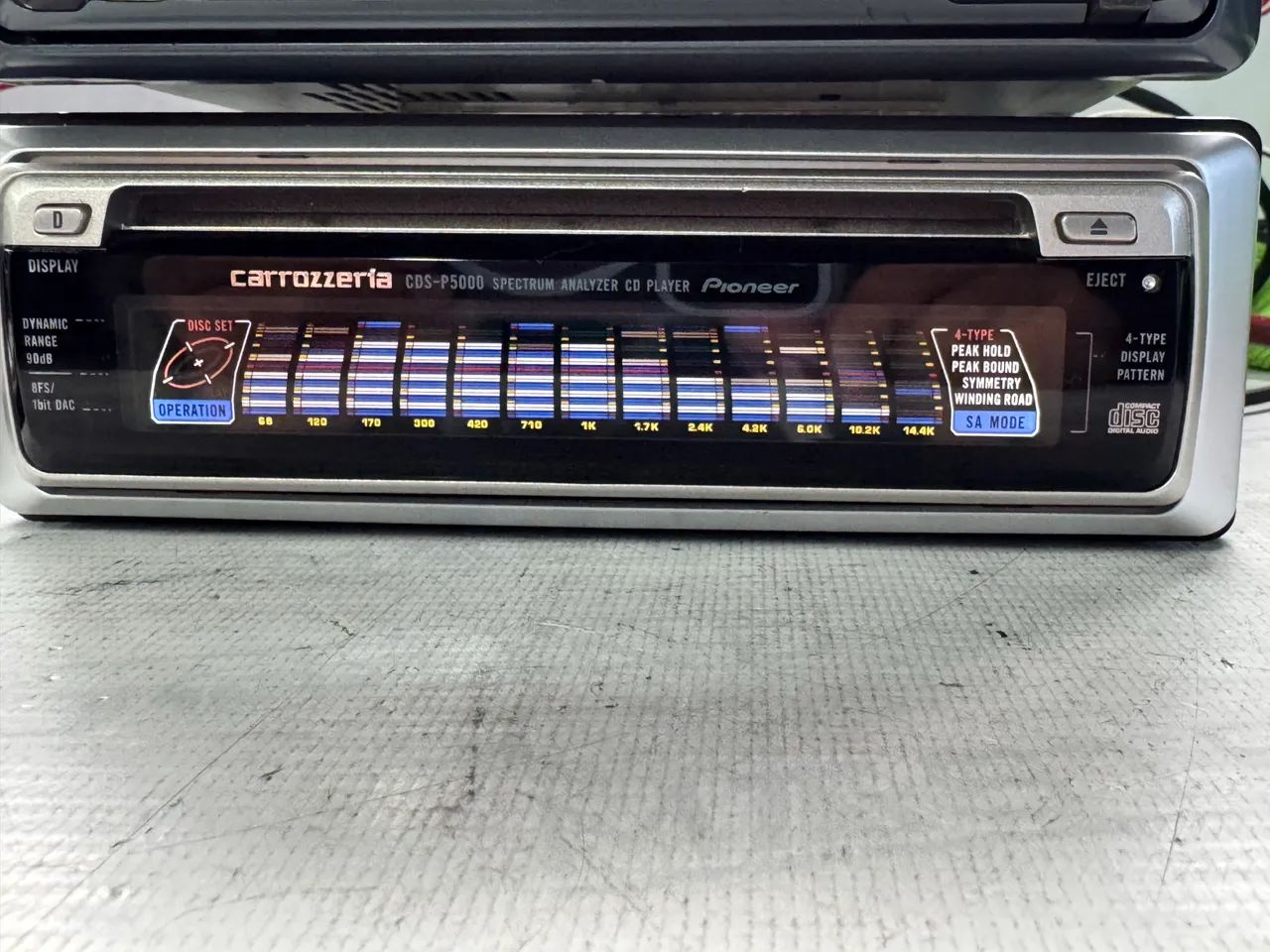 Cd com spectrun anilyzer Pioneer carrozzeria cds-p5000 na oferta