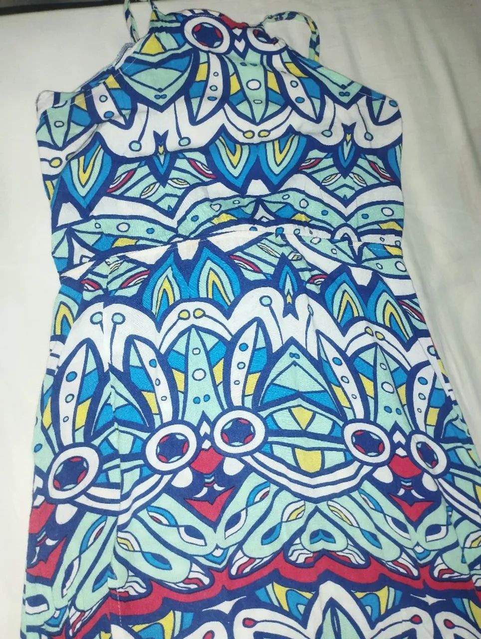Vestido longo de viscose.