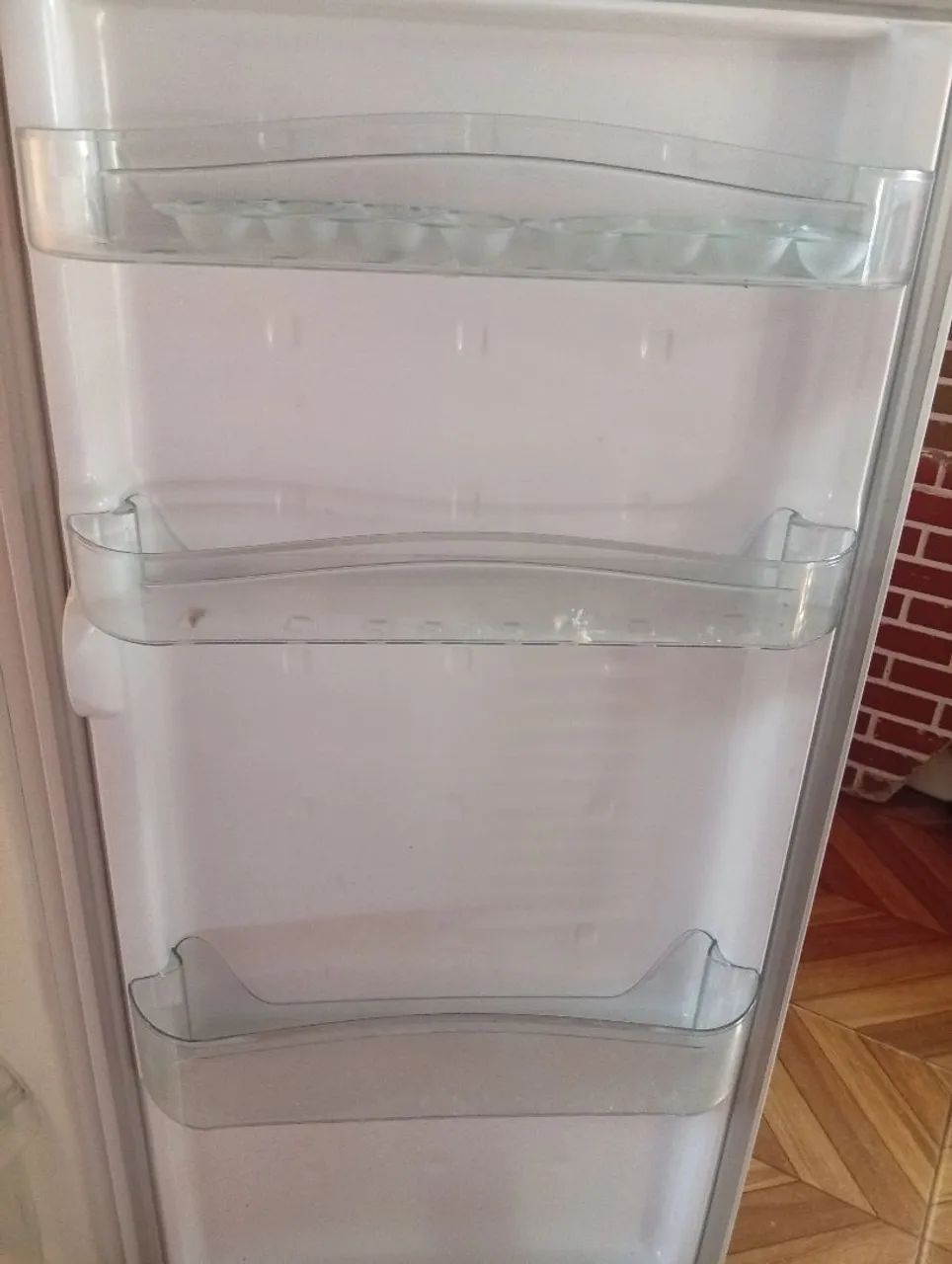 Vende se geladeira  - Foto 2