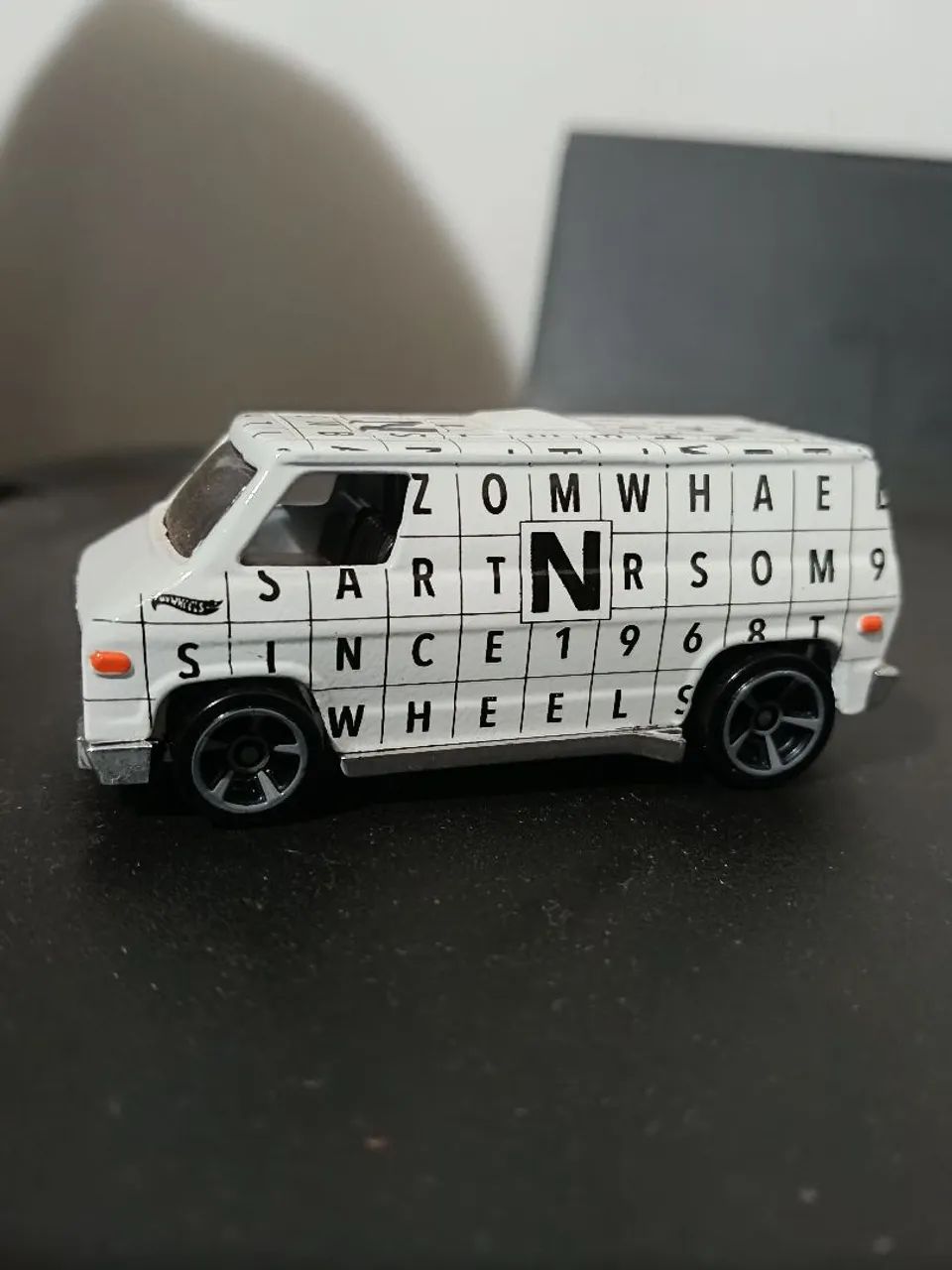 Kit Hotwheels furgão 4 minis  - Foto 2