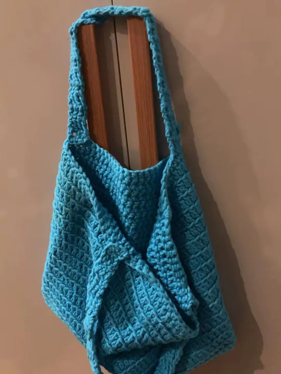 Bolsa de Crochê Artesanal Azul ? - Foto 2