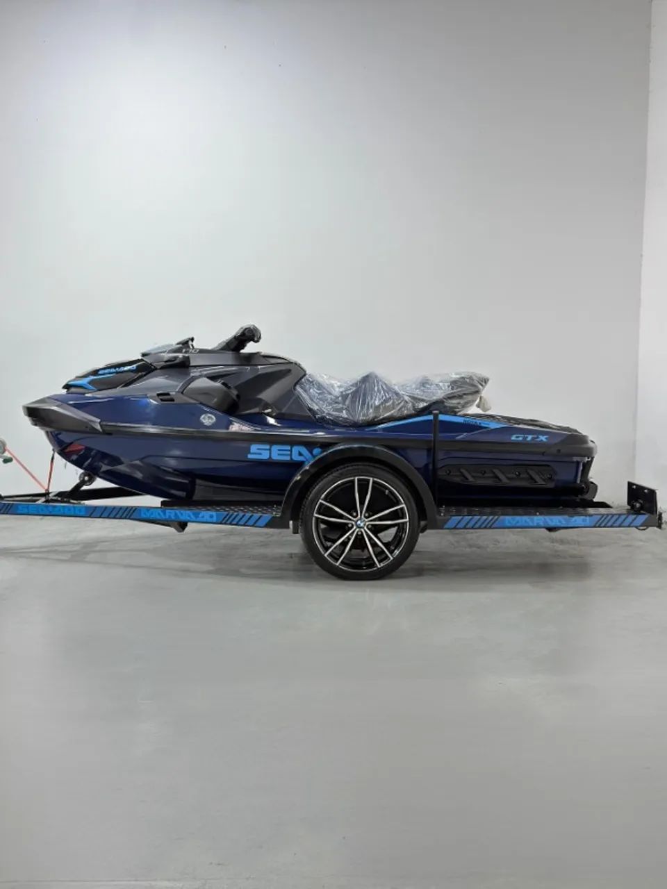 Jet ski 