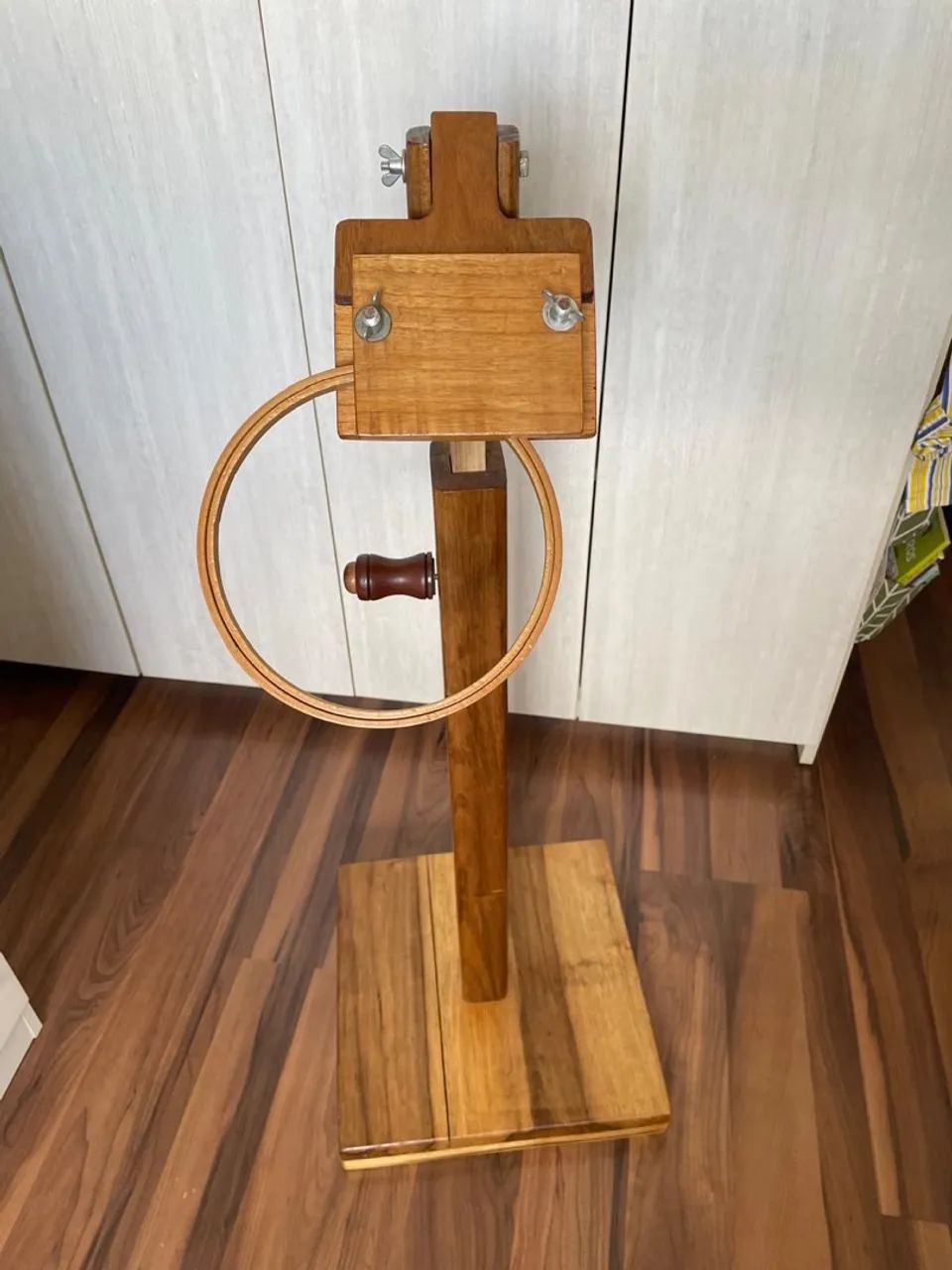 Bastidor de pé Bordado