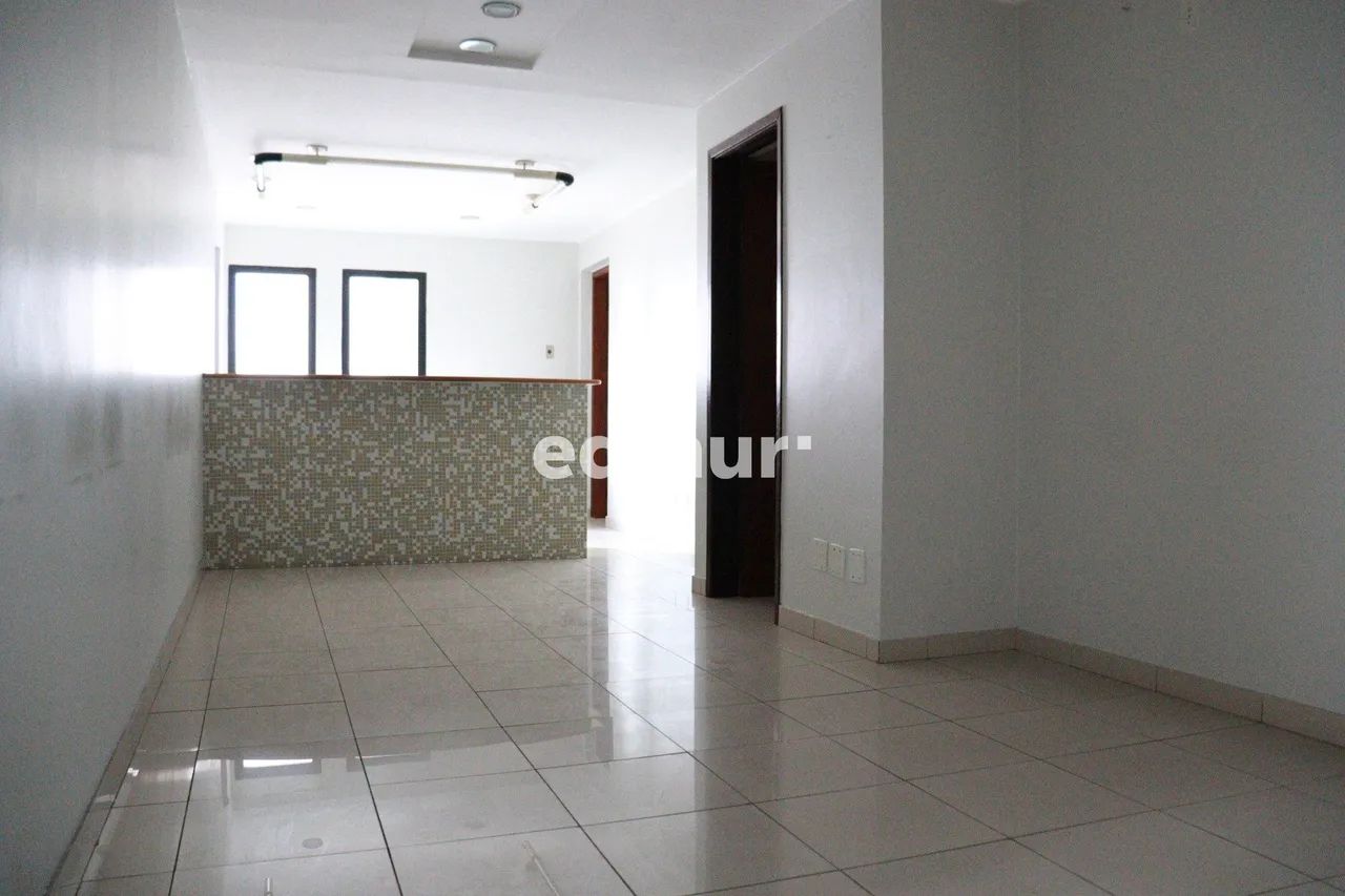 SALA para VENDA com 140m² no bairro Jardim com 0 quartos e 2 vagas. Santo André, SP