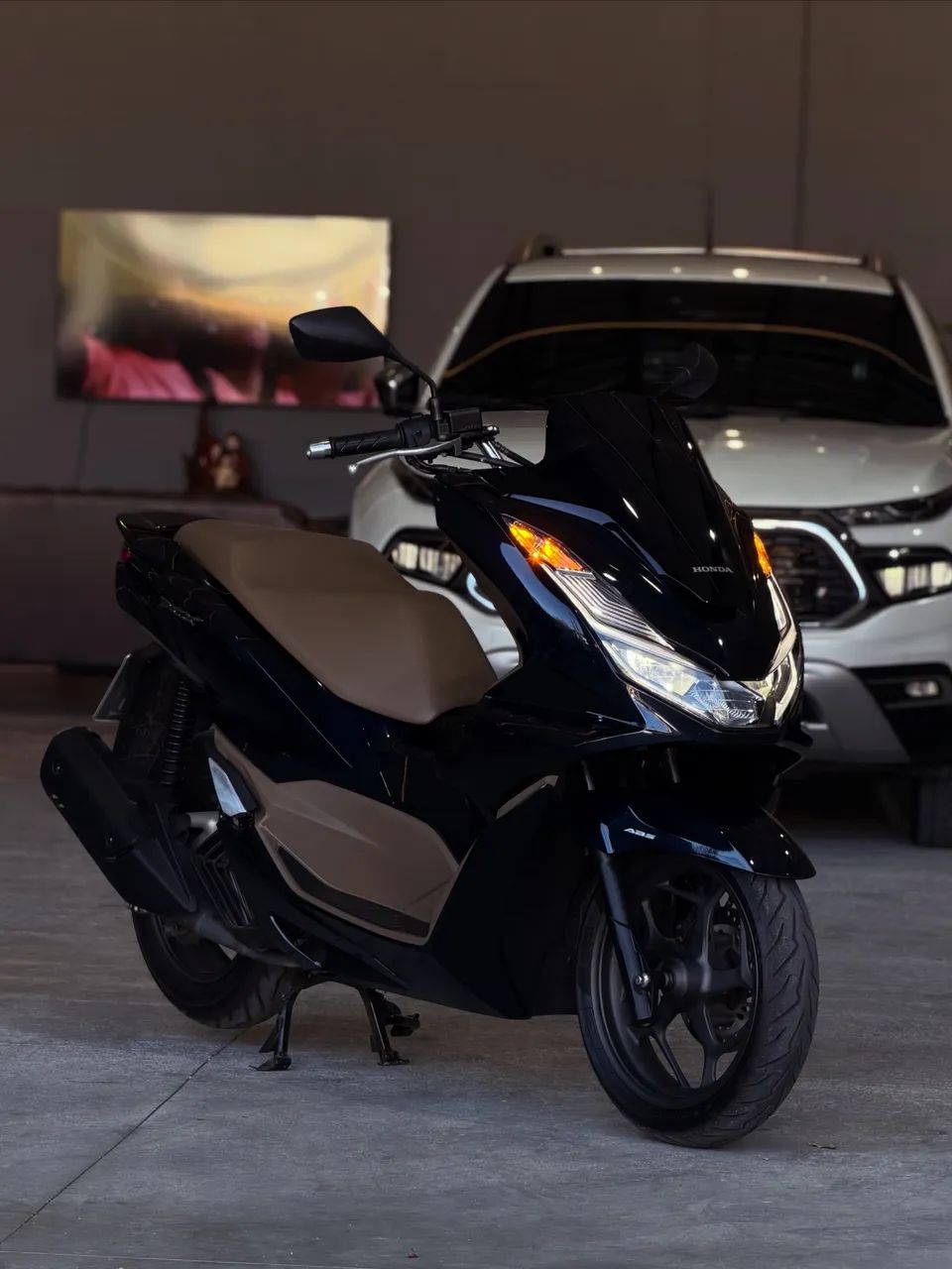PCX DLX 2025 - Foto 3