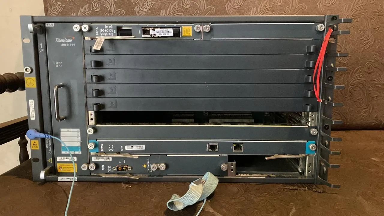 OLT FIBERHOME GPON  - Foto 2