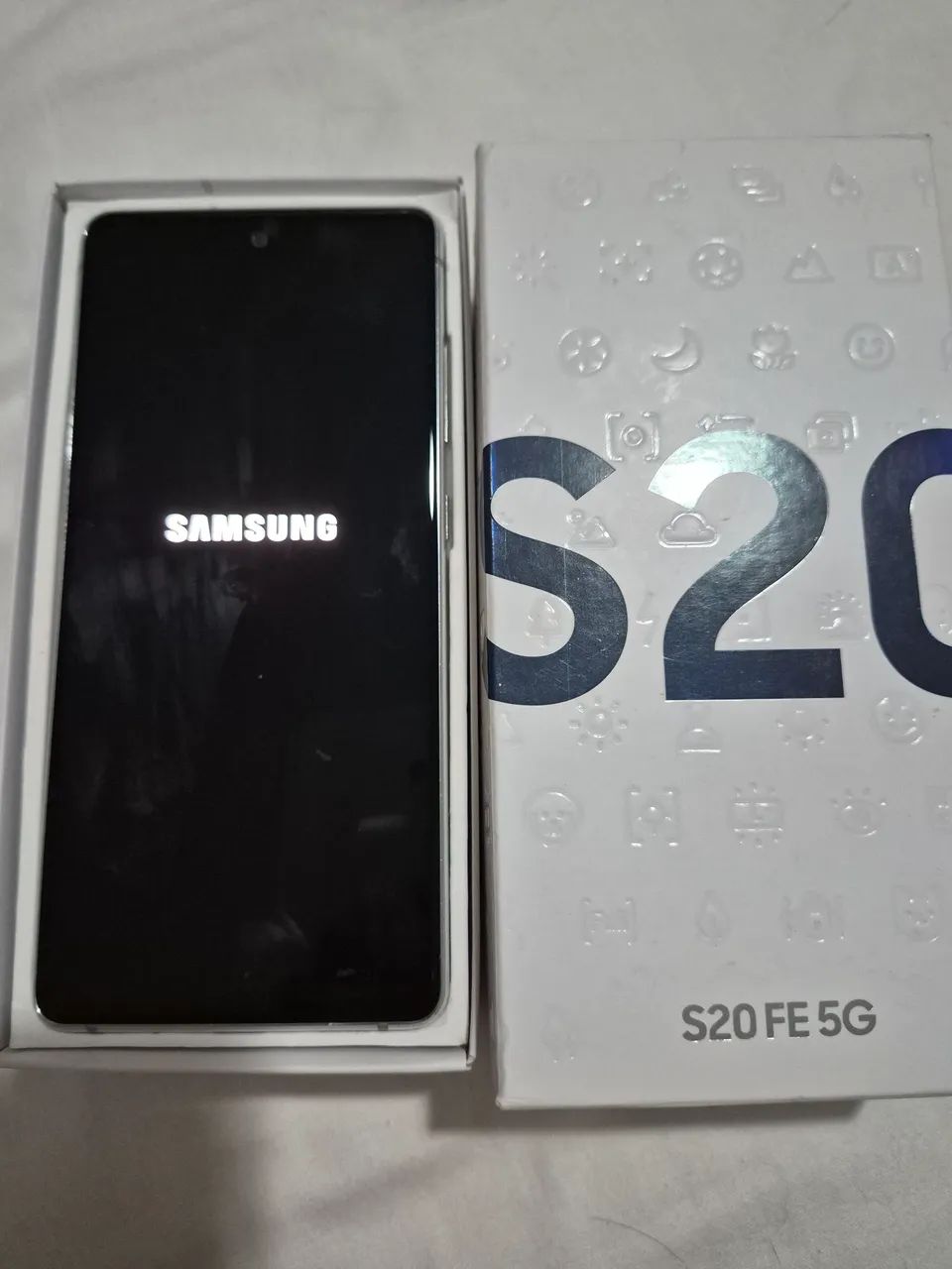 Smartphone Samsung S20fe  - Foto 2