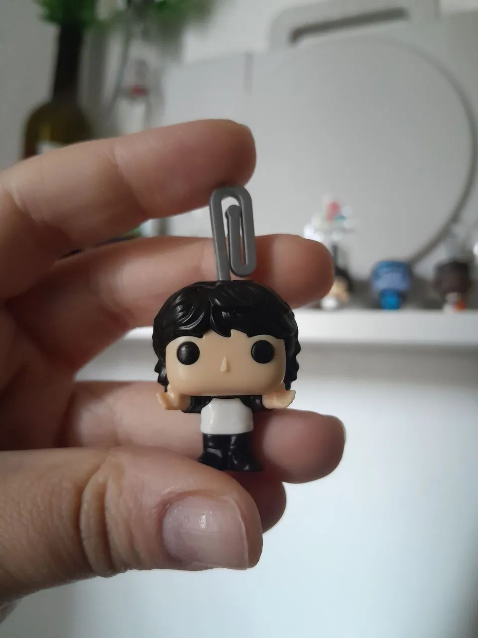 Boneco Colecionáveis Mike - kinder Joy  stranger things 