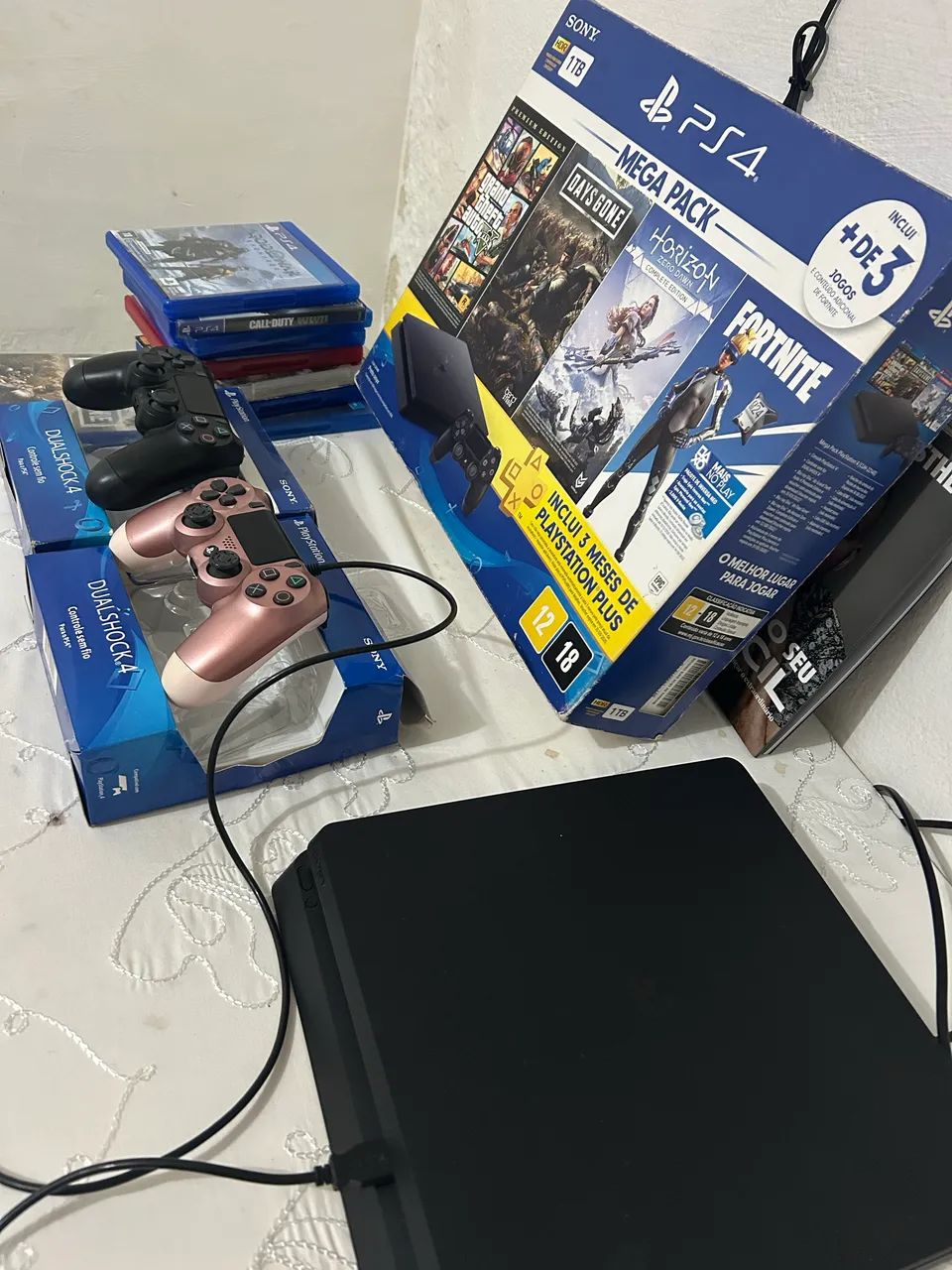 Ps4 slim 1 terá 