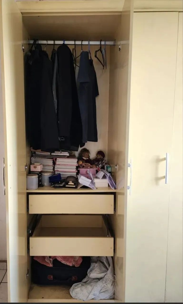 Guarda Roupa 5 portas - Foto 2