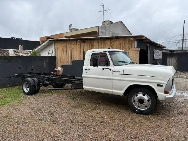 Ford F-4000 3.9 Turbo Intercooler Diesel 2P Manual 1989
