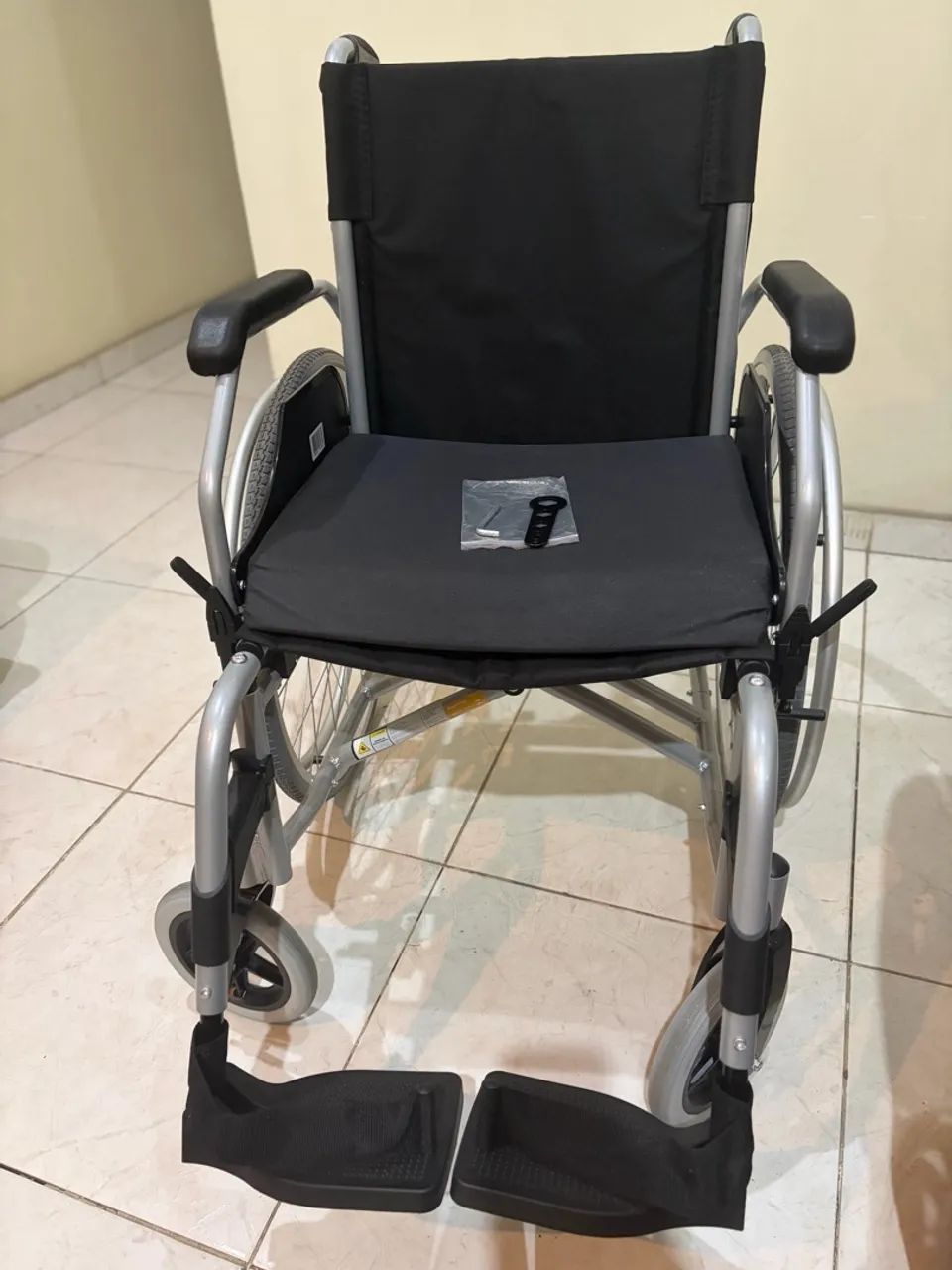 Cadeira de roda  - Foto 4