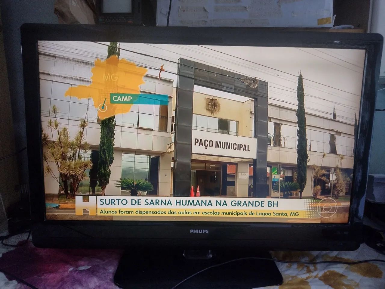 Tv. Philco LCD 40 polegadas não e Smart pra pegar os canais precisa de conversor  - Foto 2
