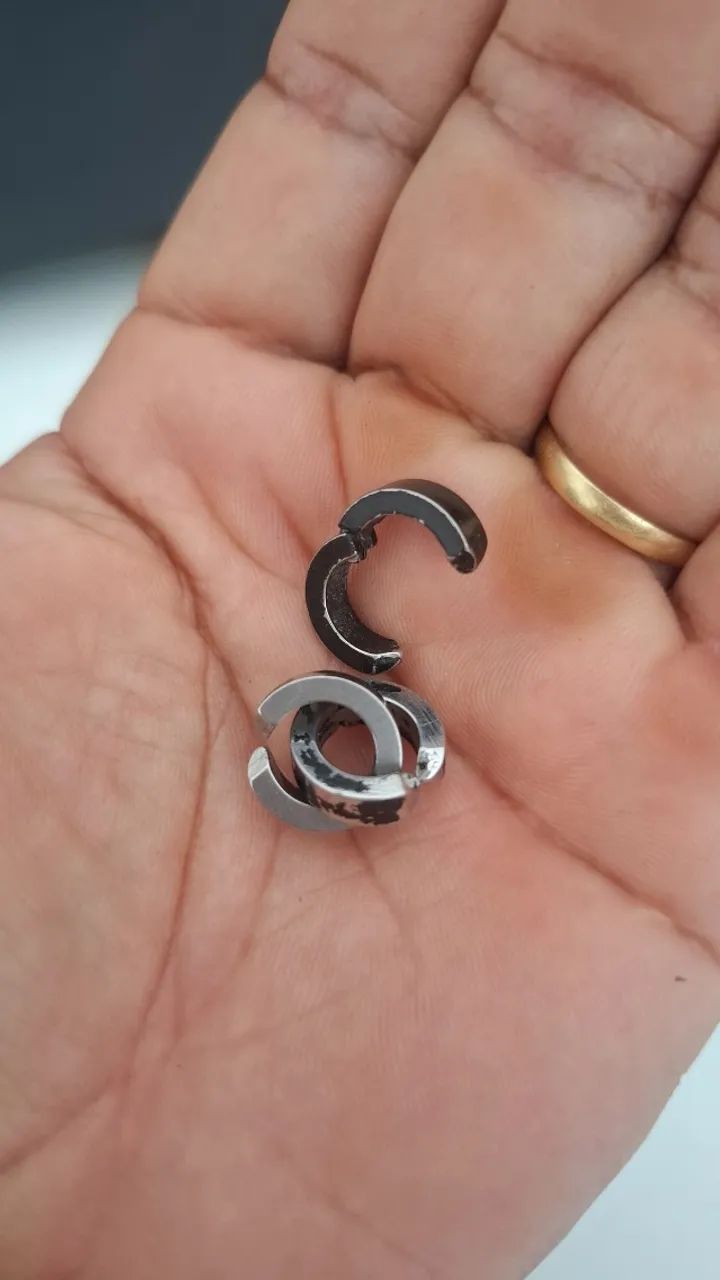 10 brincos de pressão  - Foto 3